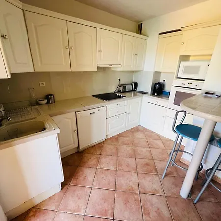 Maison A 700m De La
