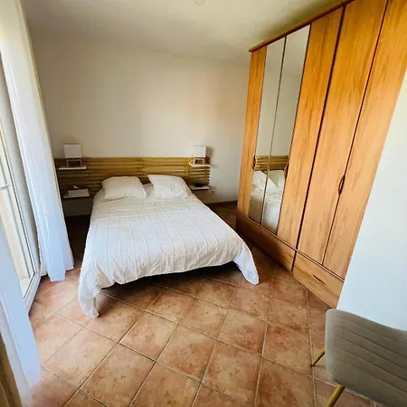 Maison A 700m De La شقة *
