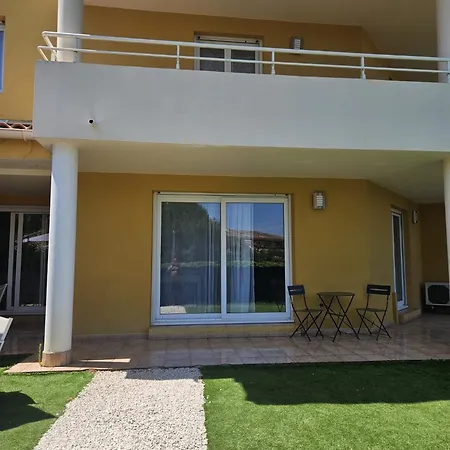 Maison à 700m De La *